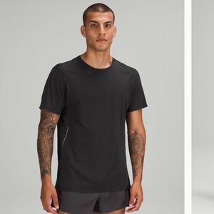 Lululemon Athletica Men’s Fast Free Short Sleeve Shirt Heather Black Large Run